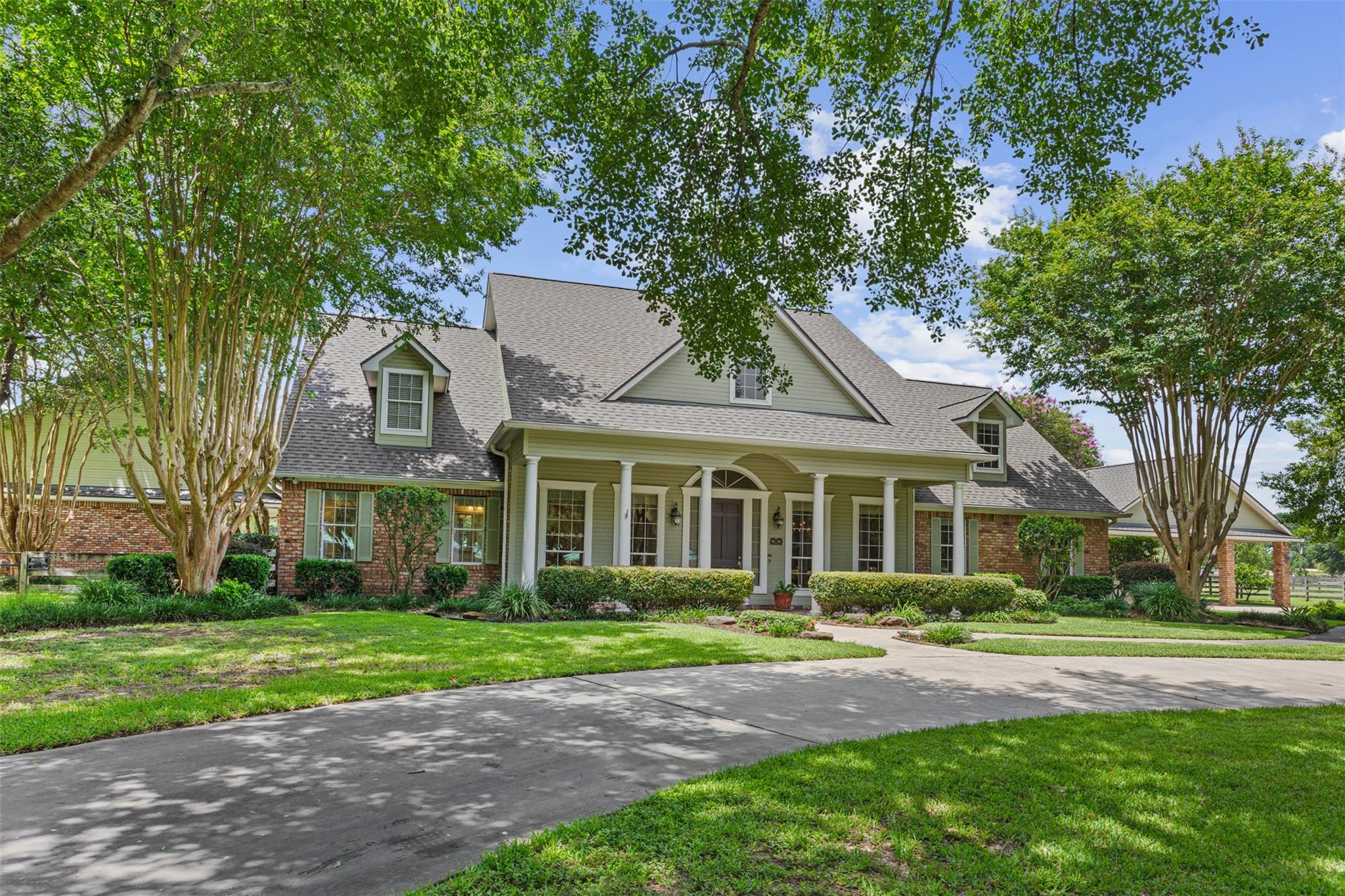 17222 Bending Oak Court