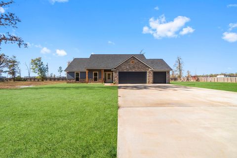 Photo of 171 Pearl Court, Onalaska, TX 77360 (MLS # 63607427)