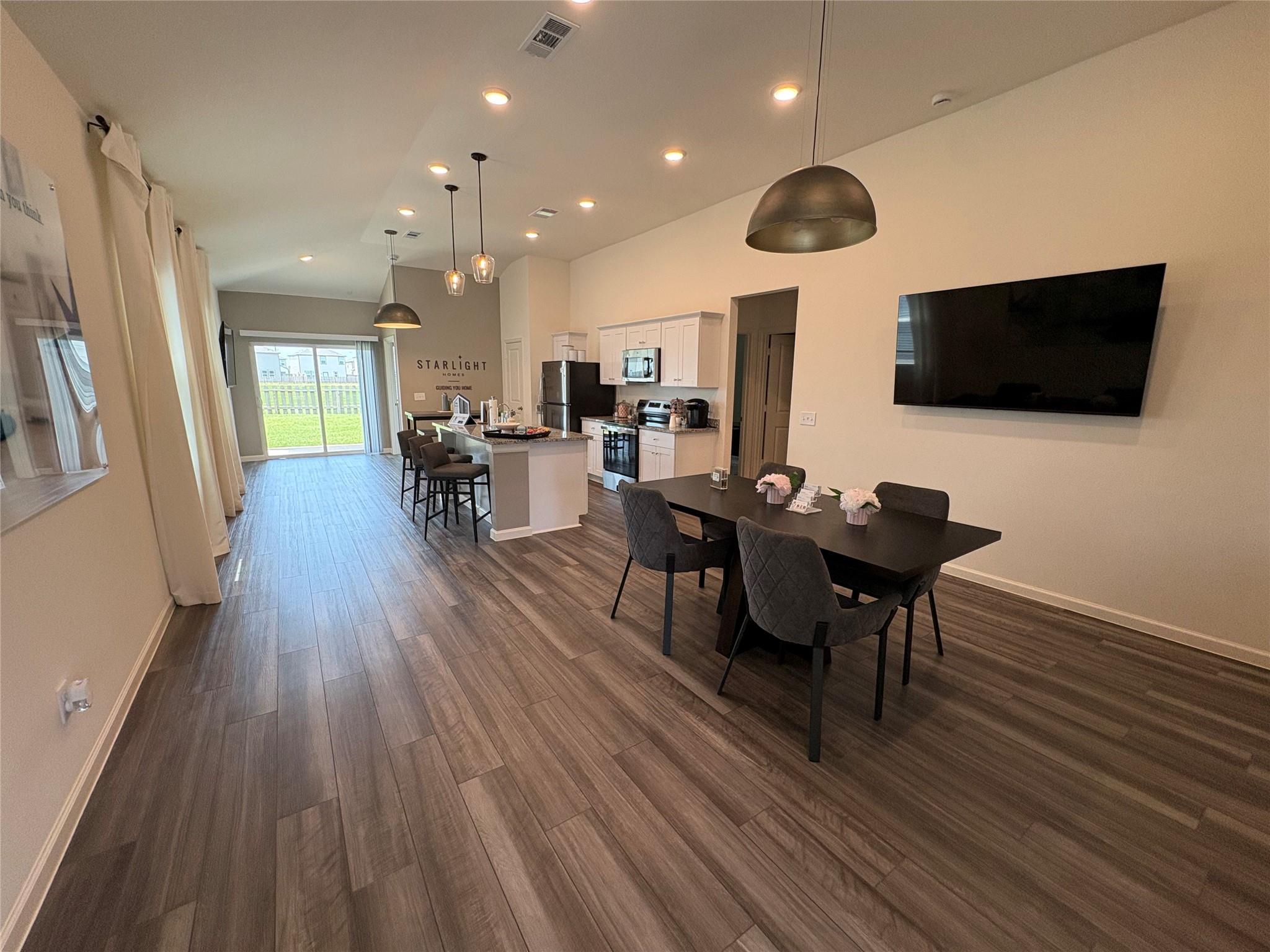 8322 Vacek Crossing Way