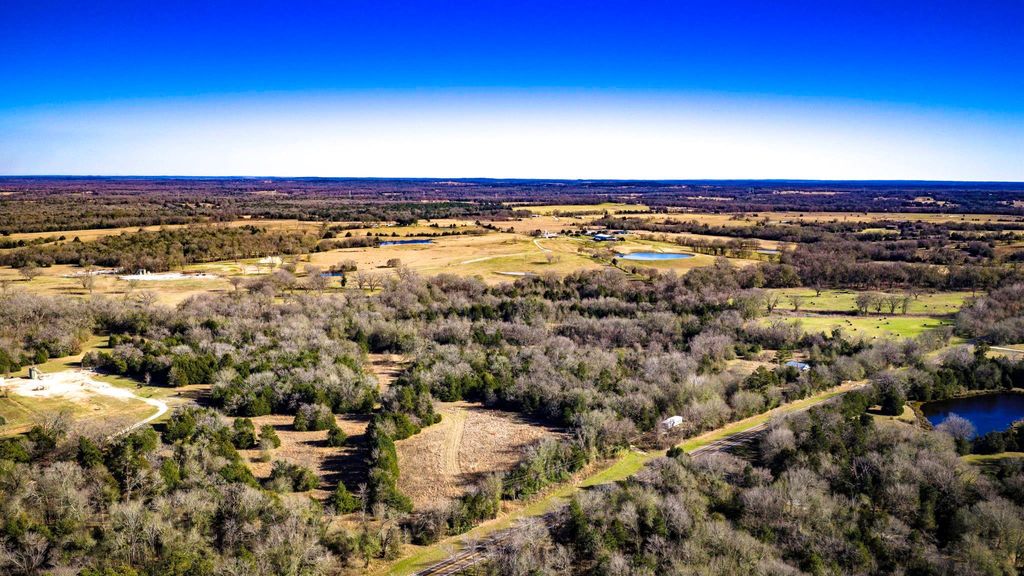 Photo of TBD State Highway 75, Fairfield, TX 75840 (MLS # 75462404)