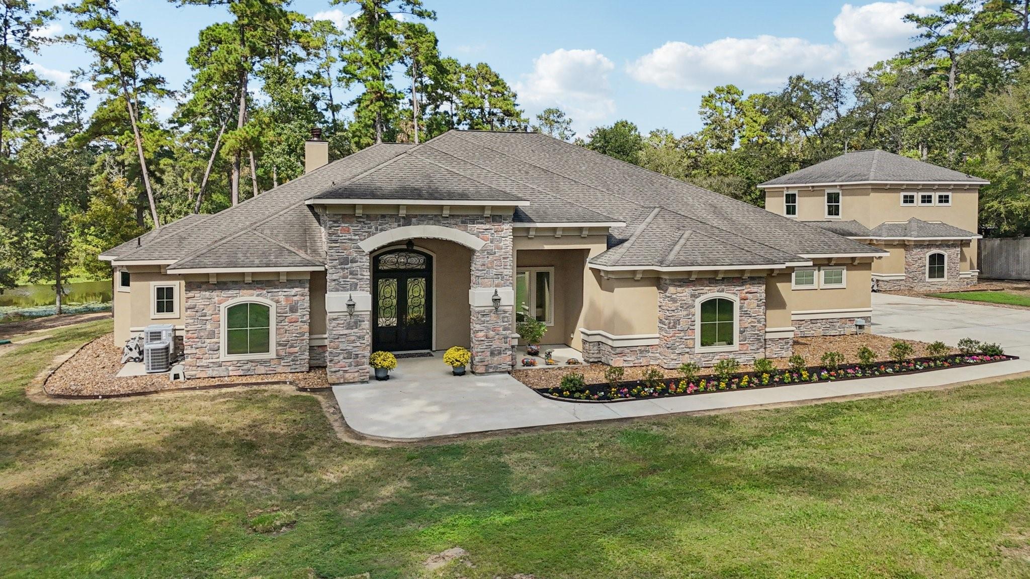 15450 Shady Oaks Drive