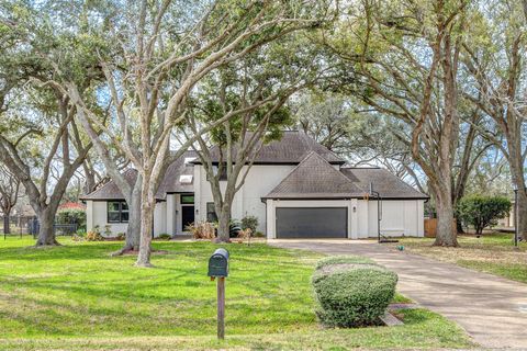 4611 Diamond Springs Drive Missouri City TX 77459