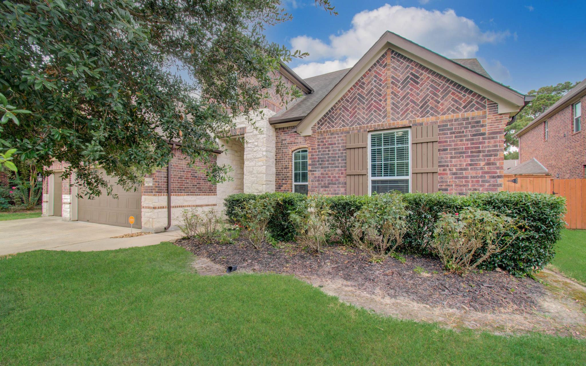 13812 N Lake Branch Lane