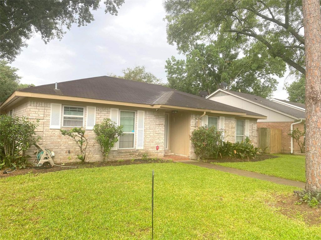 Photo of 22303 N Fork Drive, Katy, TX 77450 (MLS # 97627102)