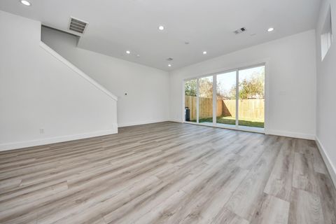 Tiny photo for 7012 Saint Augustine Street, Houston, TX 77021 (MLS # 51910254)