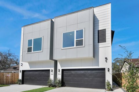 Tiny photo for 7012 Saint Augustine Street, Houston, TX 77021 (MLS # 51910254)