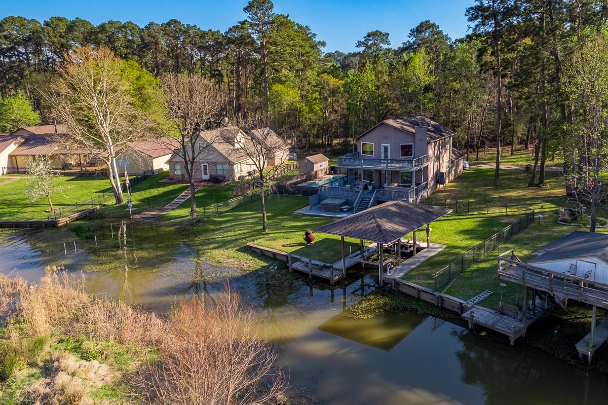 7 Lakeside