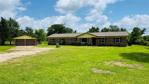 Photo of 1434 County Road 878a, Sweeny, TX 77480 (MLS # 45595974)