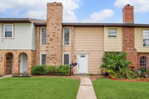 Photo of 1428 Silverpines Road #428, Houston, TX 77062 (MLS # 96968696)