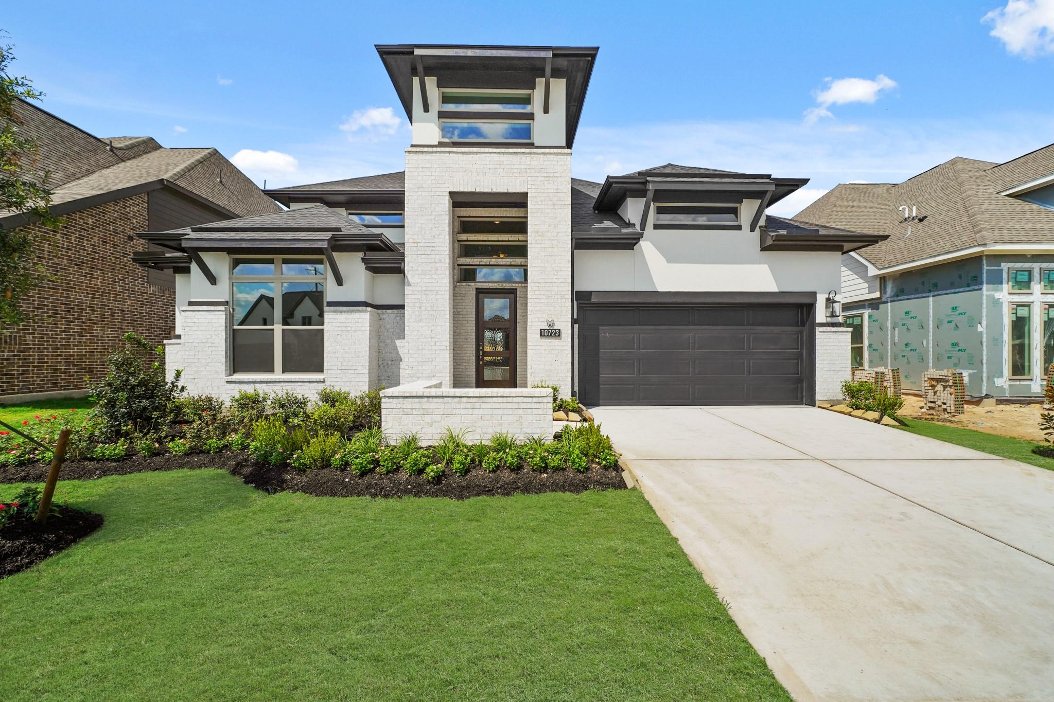 10723 Yellow Wild Indigo Lane