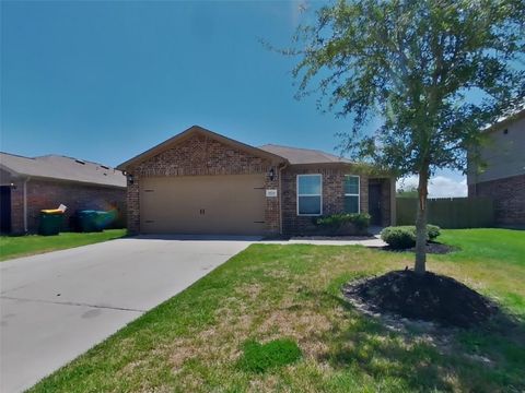 Photo of 928 American Monarch Drive, La Marque, TX 77568 (MLS # 4046150)