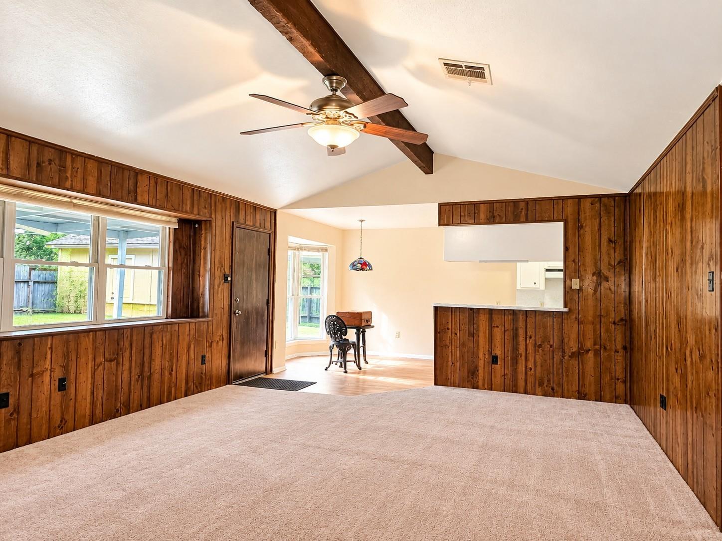 5383 Lincoln Green Drive