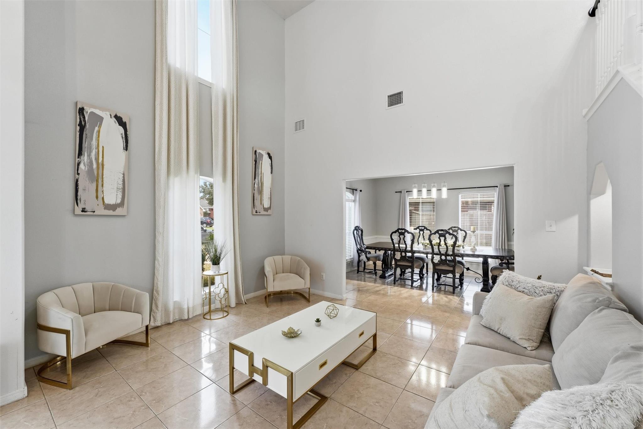2502 Salt Grass Trail