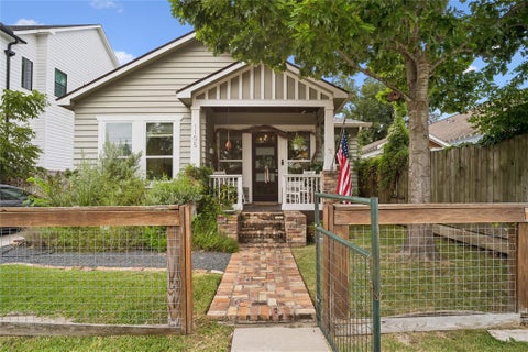 Photo of 1105 Tabor Street, Houston, TX 77009 (MLS # 91072283)
