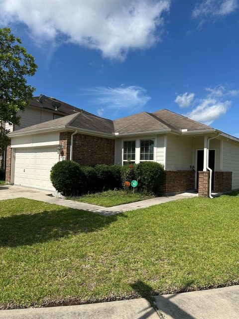 Photo of 2819 Cold River Drive, Humble, TX 77396 (MLS # 47468236)