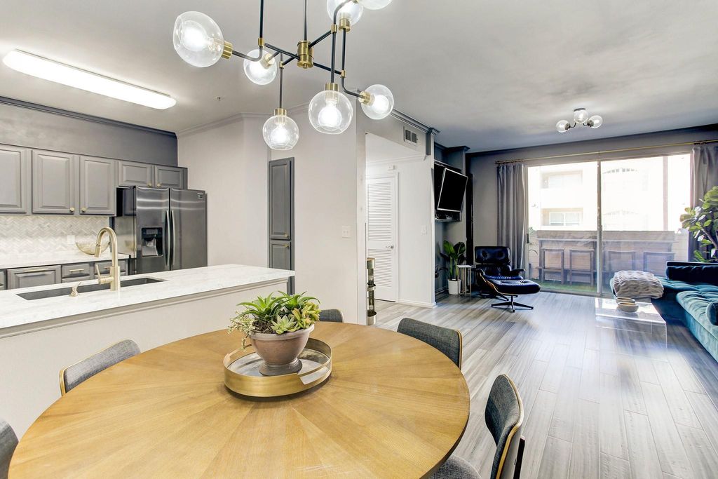 Photo of 2111 Welch Street #A125, Houston, TX 77019 (MLS # 71862504)