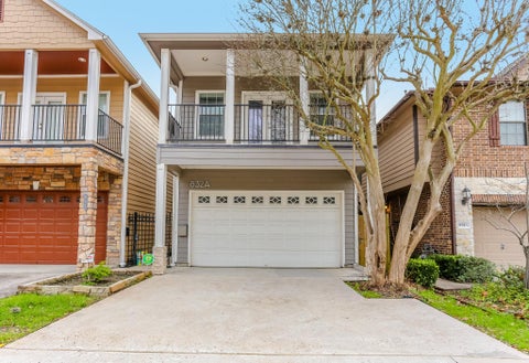 Photo of 832 W 18th Street #A, Houston, TX 77008 (MLS # 70546566)