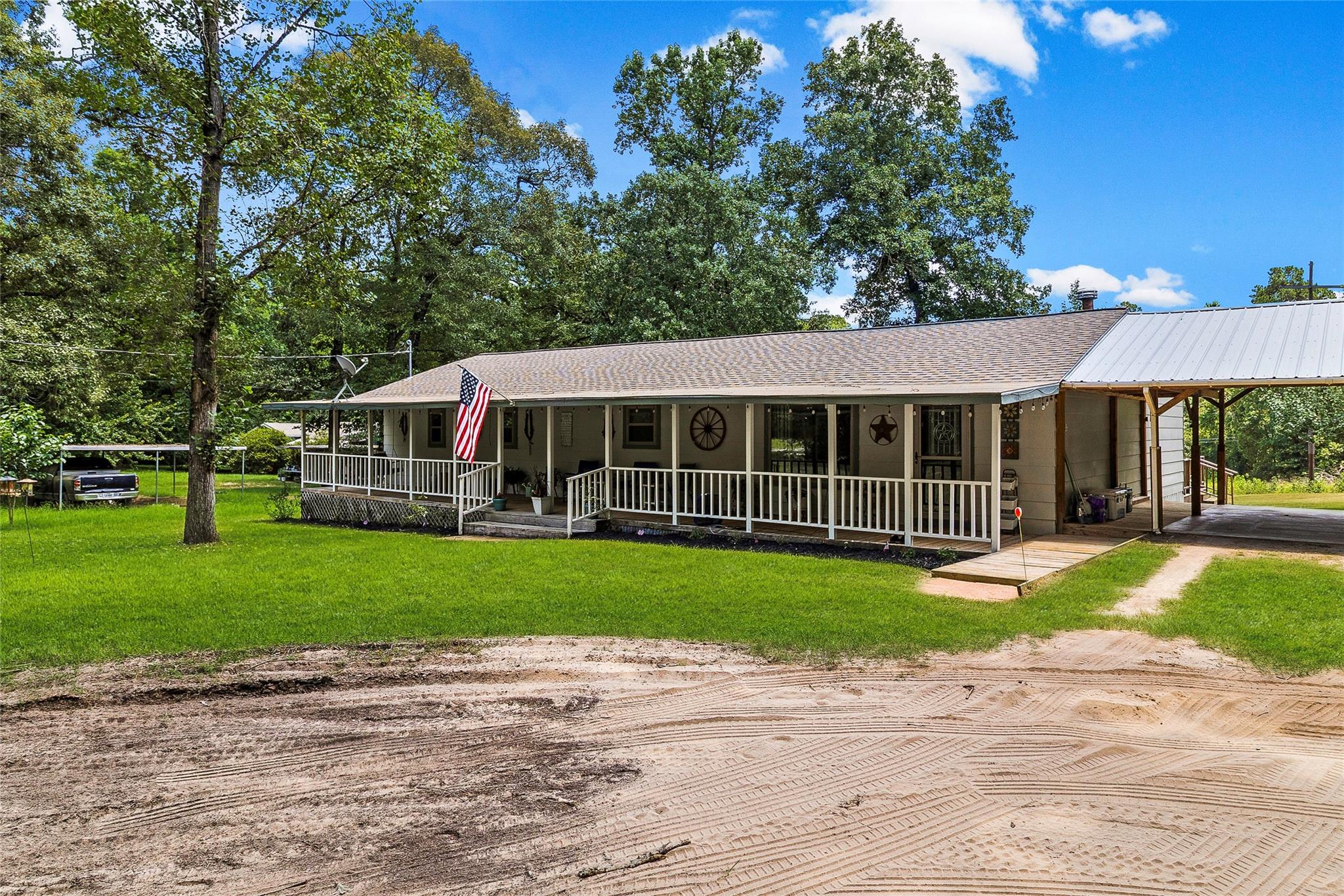 128 E Highland Drive