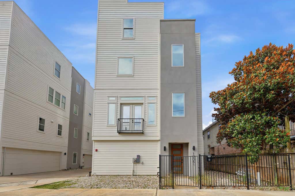 Photo of 1005 Kern Street #A, Houston, TX 77009 (MLS # 17840044)