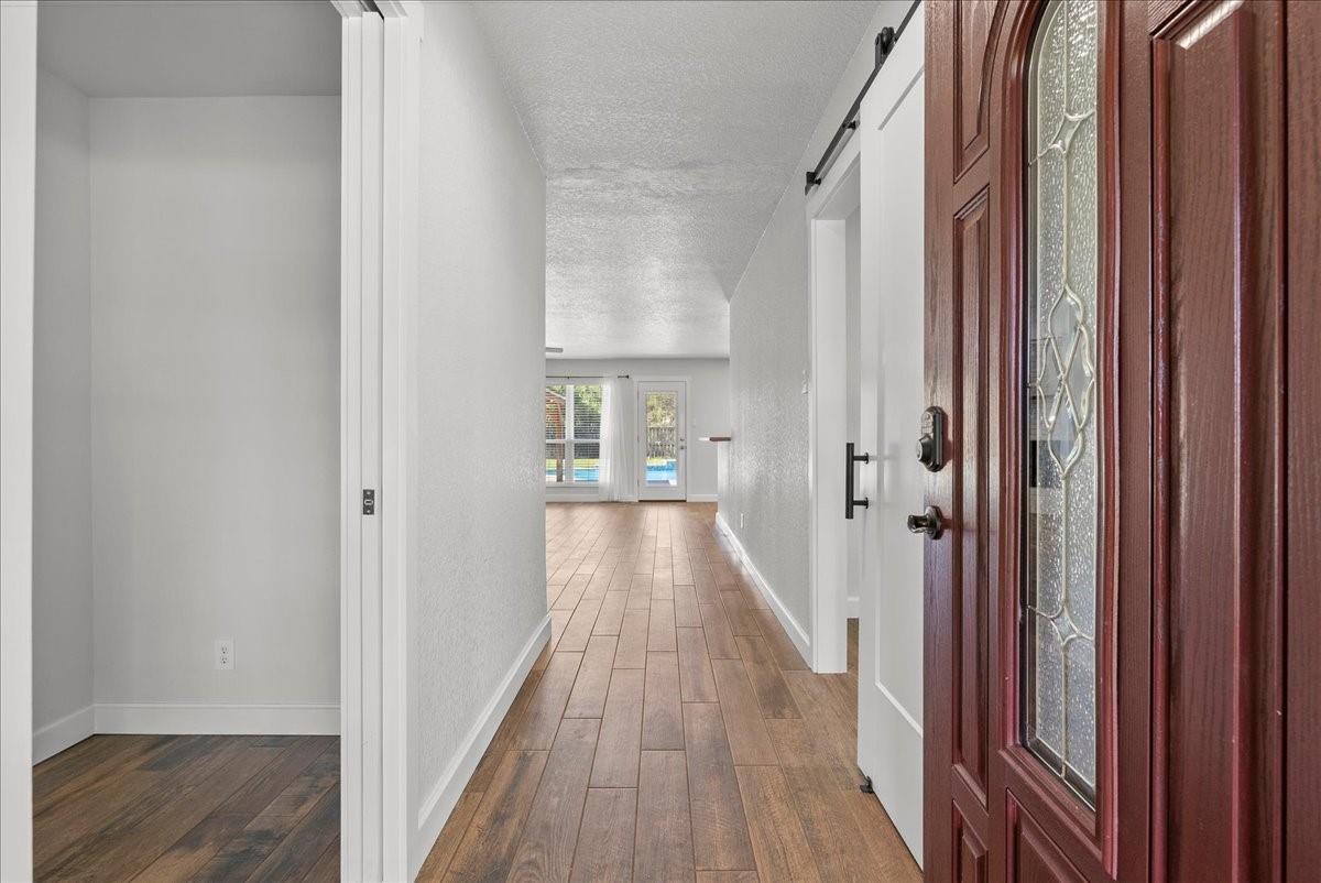 10624 N Morningview