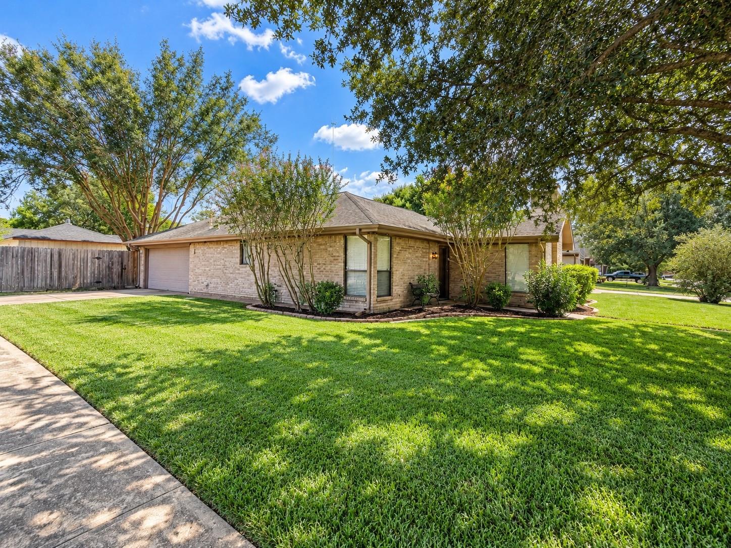 3103 Southern Hills Dr