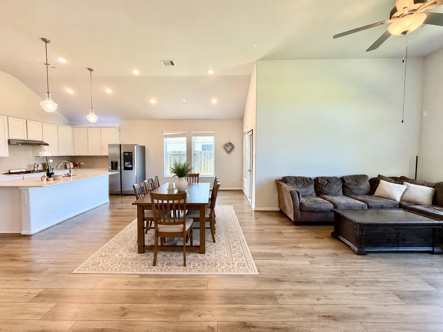 307 Twin Lakes Blvd West