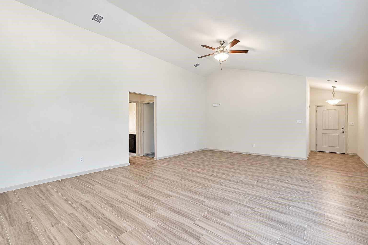 6531 Escondido Drive