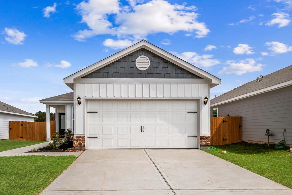 Photo of 15858 Berry Hill Drive, Conroe, TX 77303 (MLS # 78391345)