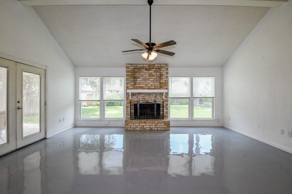Photo of 19522 Dianeshire Drive, Spring, TX 77388 (MLS # 93089673)