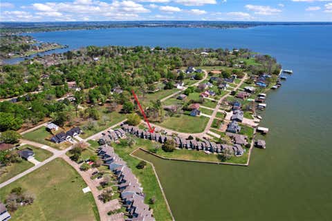 Townhouse For Sale - 100 Edgewater Drive #32<br/> Livingston, TX 77351