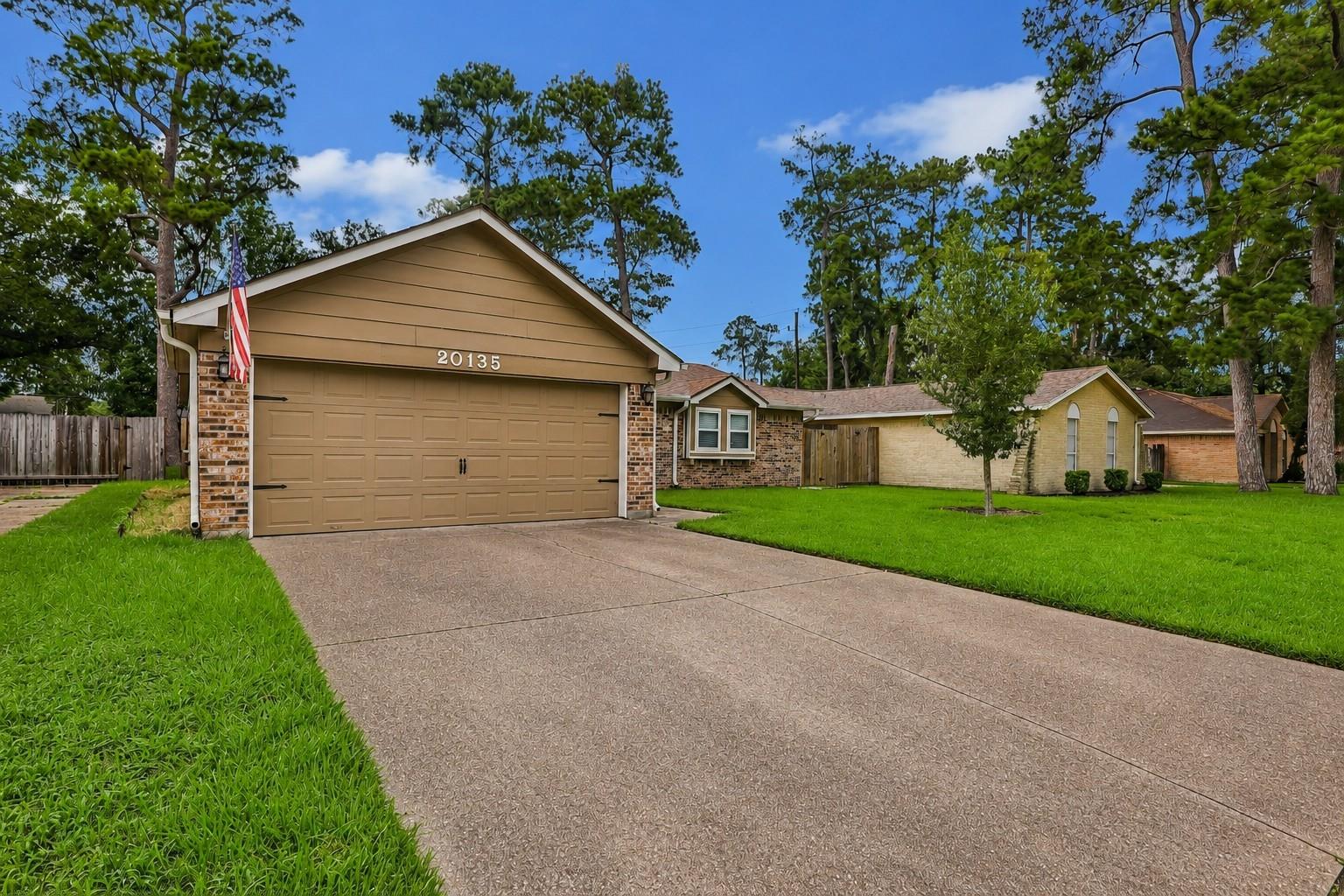 20135 Fox Grove Lane