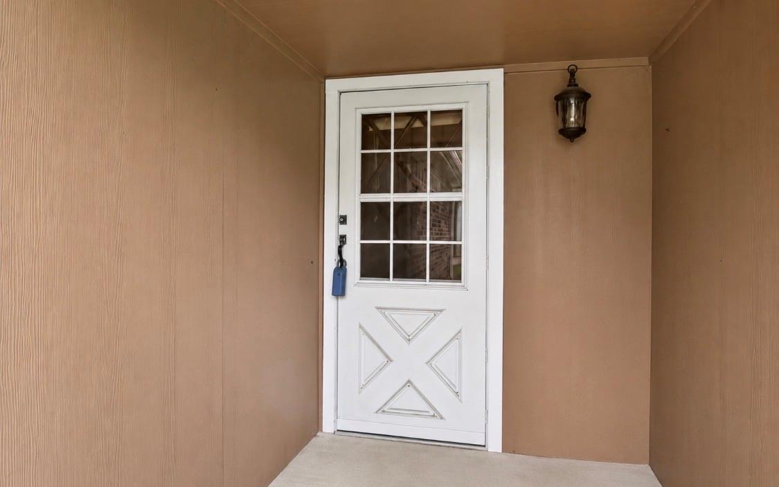 20135 Fox Grove Lane