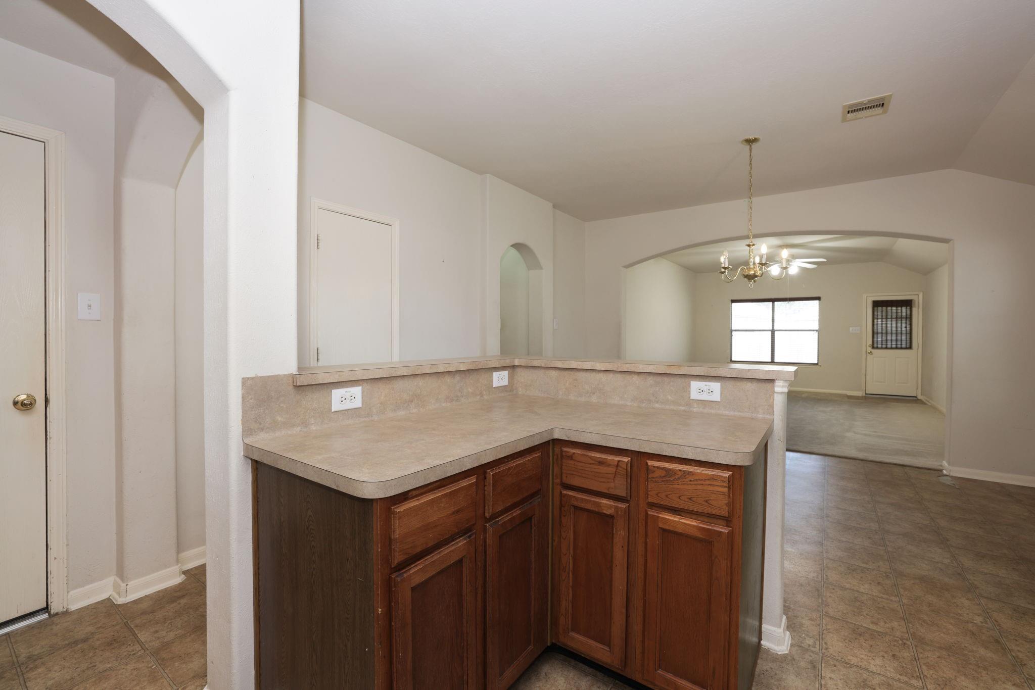 19114 Hemington Circle