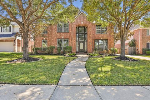 Photo of 15914 Maple Shores Drive, Houston, TX 77044 (MLS # 4488409)