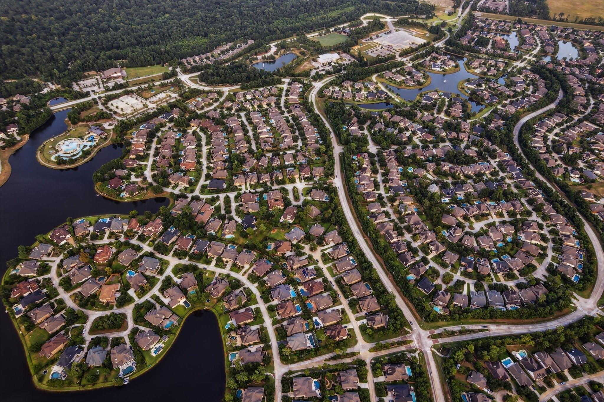 31 S Victoriana Circle