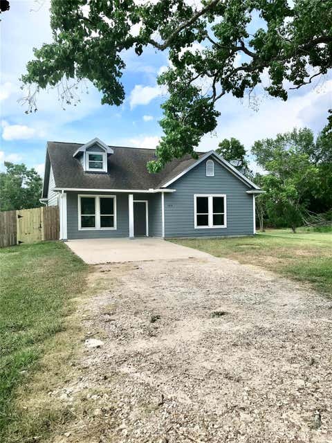 Photo of 1014 One Oak Chase Road #16, Rosharon, TX 77583 (MLS # 44721324)