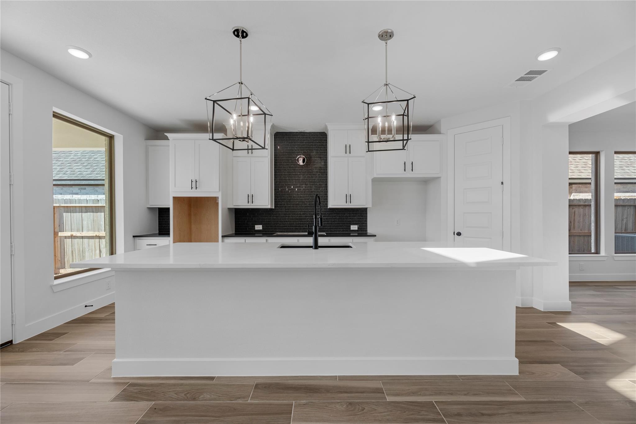 5603 Sandcastle Ridge Drive