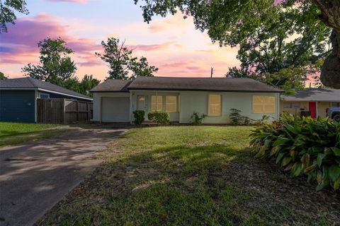 Photo of 5023 Cosby Street, Houston, TX 77021 (MLS # 7447572)