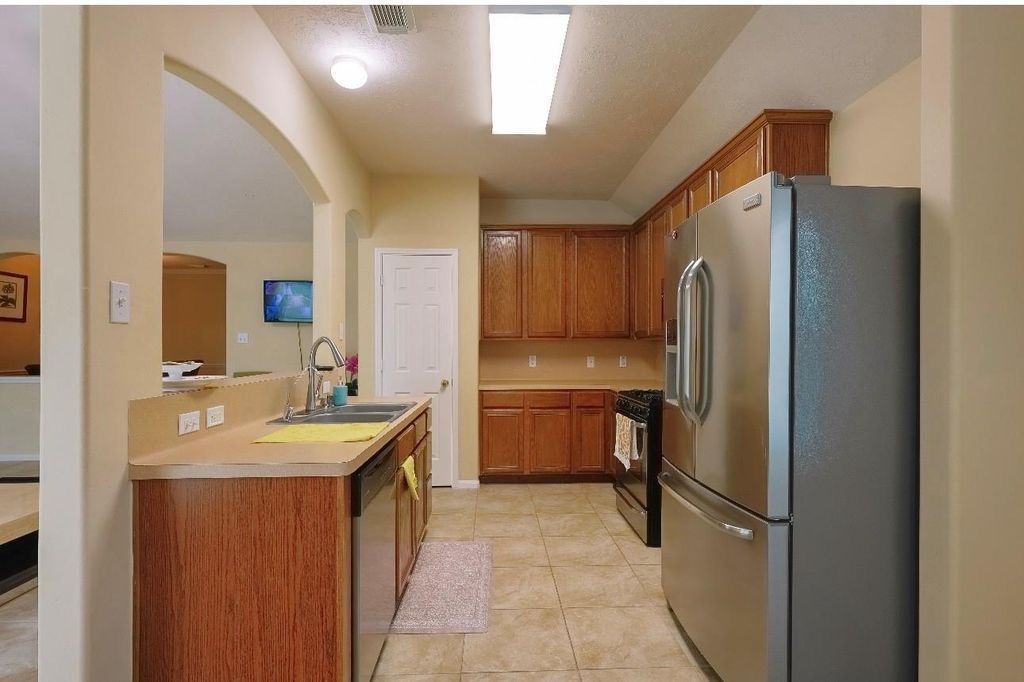 Photo of 6723 Green Sage Drive, Houston, TX 77064 (MLS # 40346752)