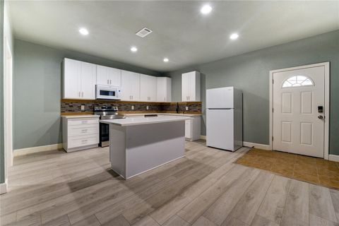 Photo of 4323 Continental Drive, Houston, TX 77072 (MLS # 71542880)