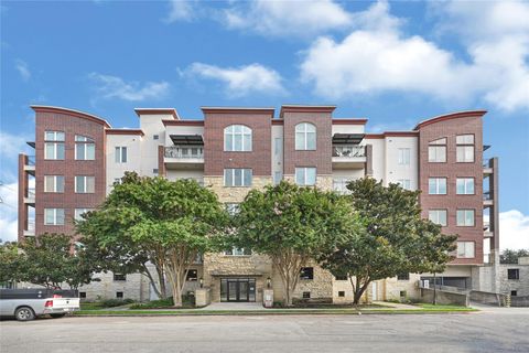 Photo of 1900 Genesee Street #310, Houston, TX 77006 (MLS # 29504163)
