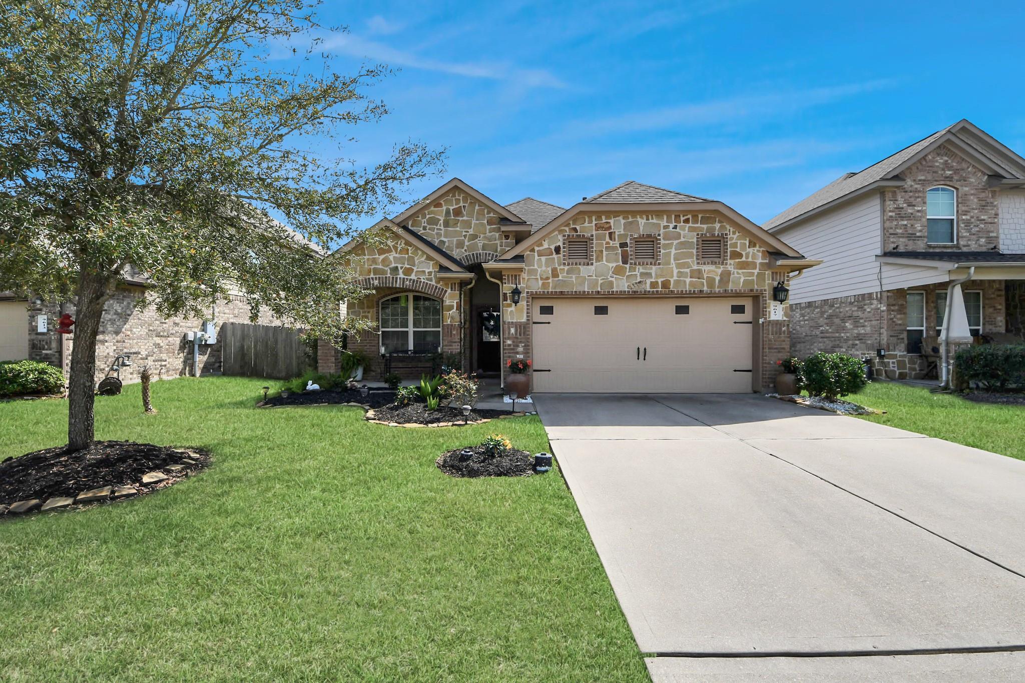 9617 Yellow Rose Drive