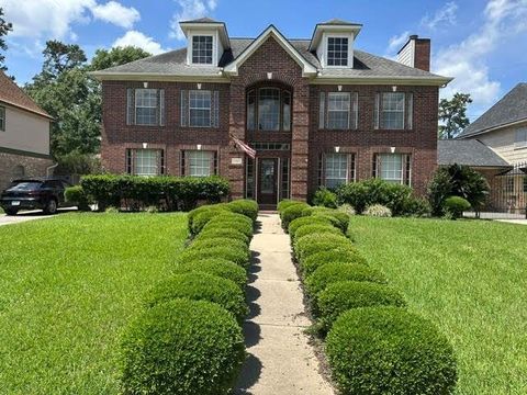 Photo of 3410 Amber Forest Drive, Houston, TX 77068 (MLS # 11848934)
