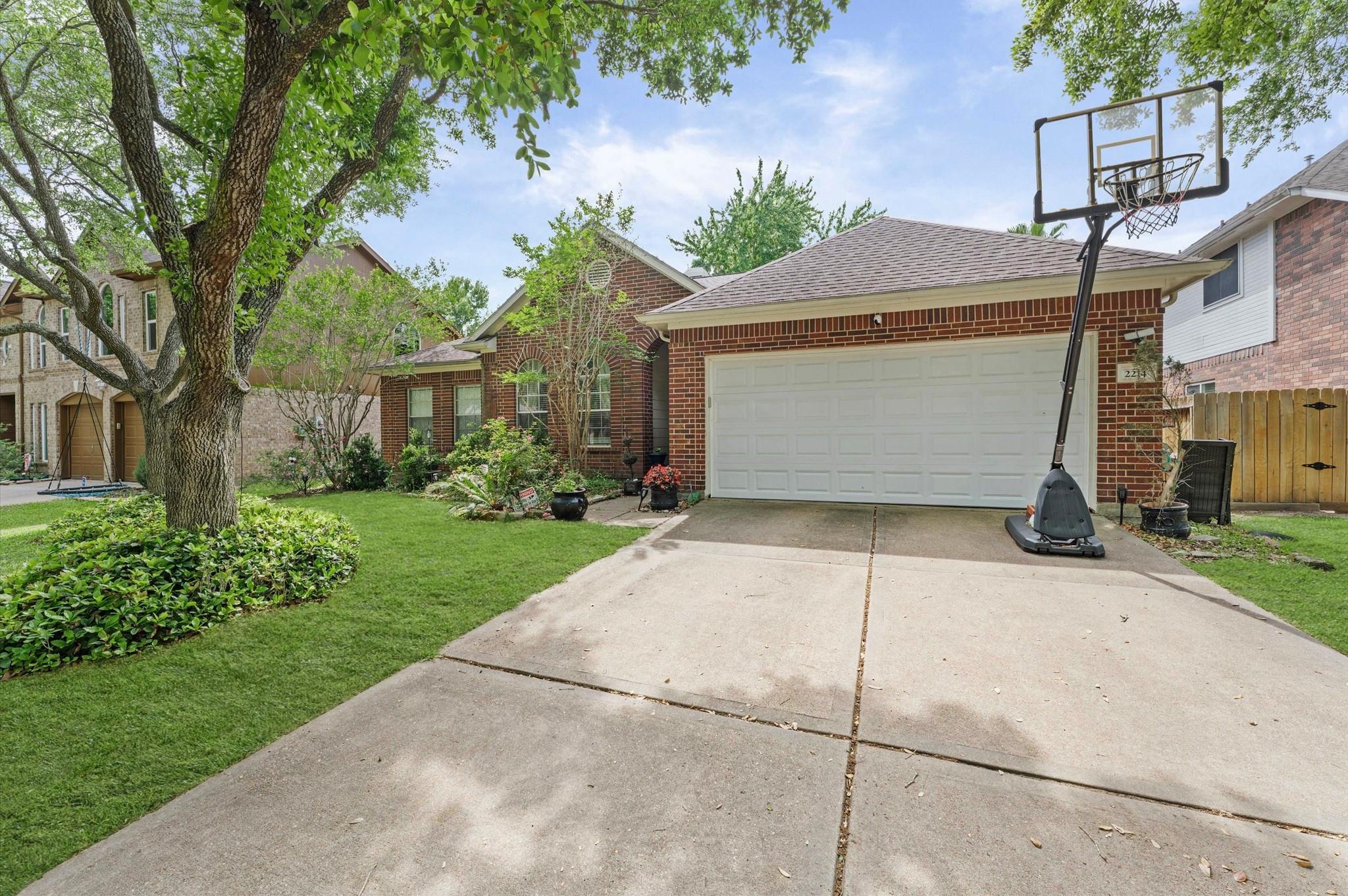 2214 Lashley Court
