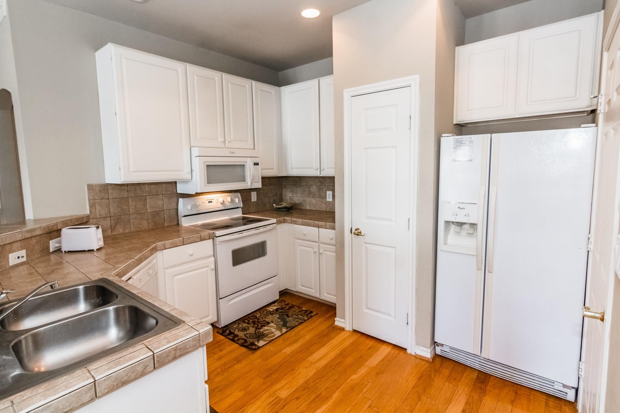 2400 Mccue Road 332
