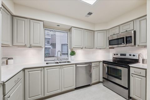 Photo of 5220 Weslayan Street #109, Houston, TX 77005 (MLS # 10781093)