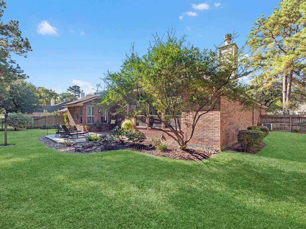 Photo of 20471 Bentwood Oaks Drive, Porter, TX 77365 (MLS # 4108937)