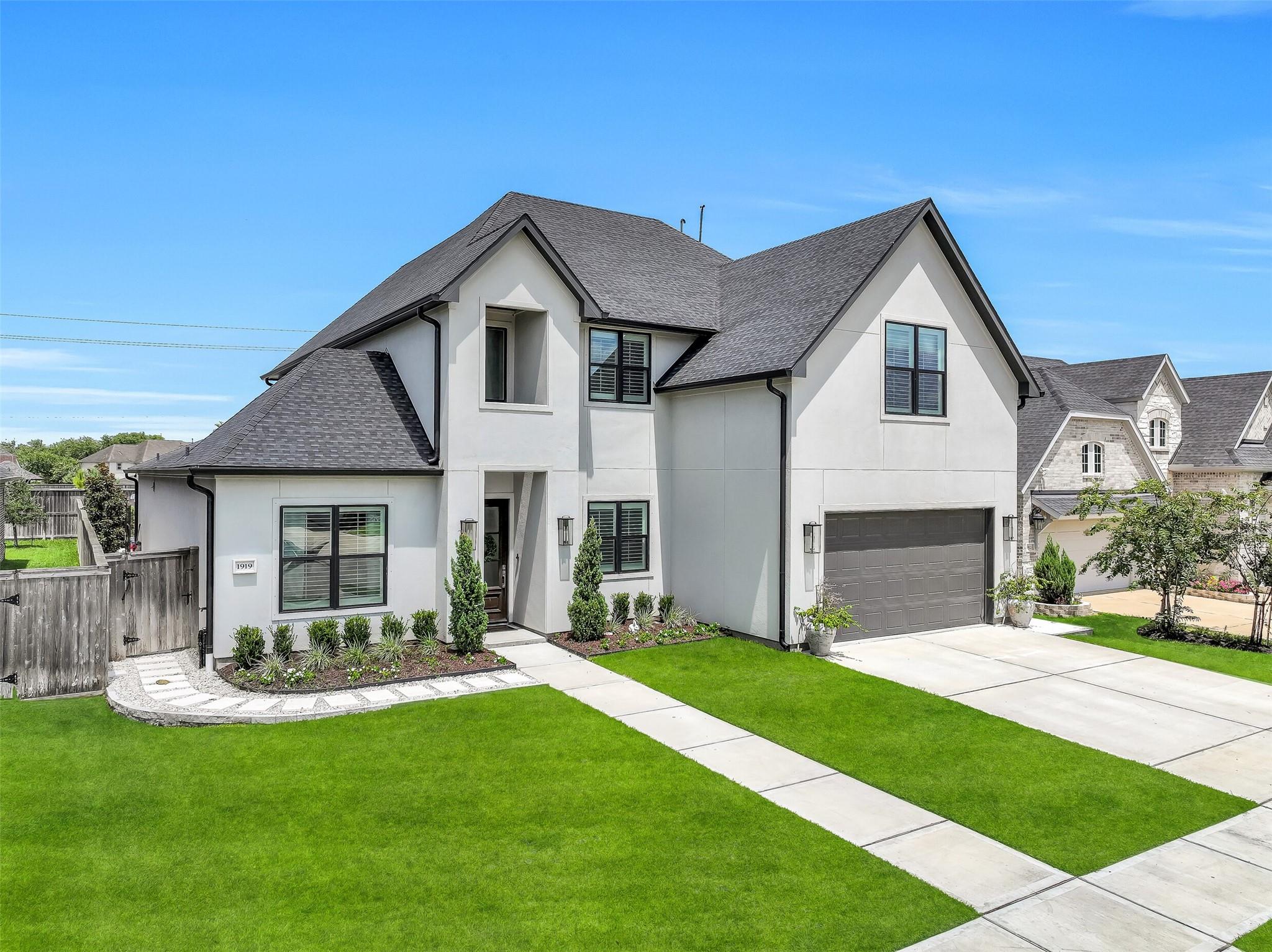 1919 Silver Point Court