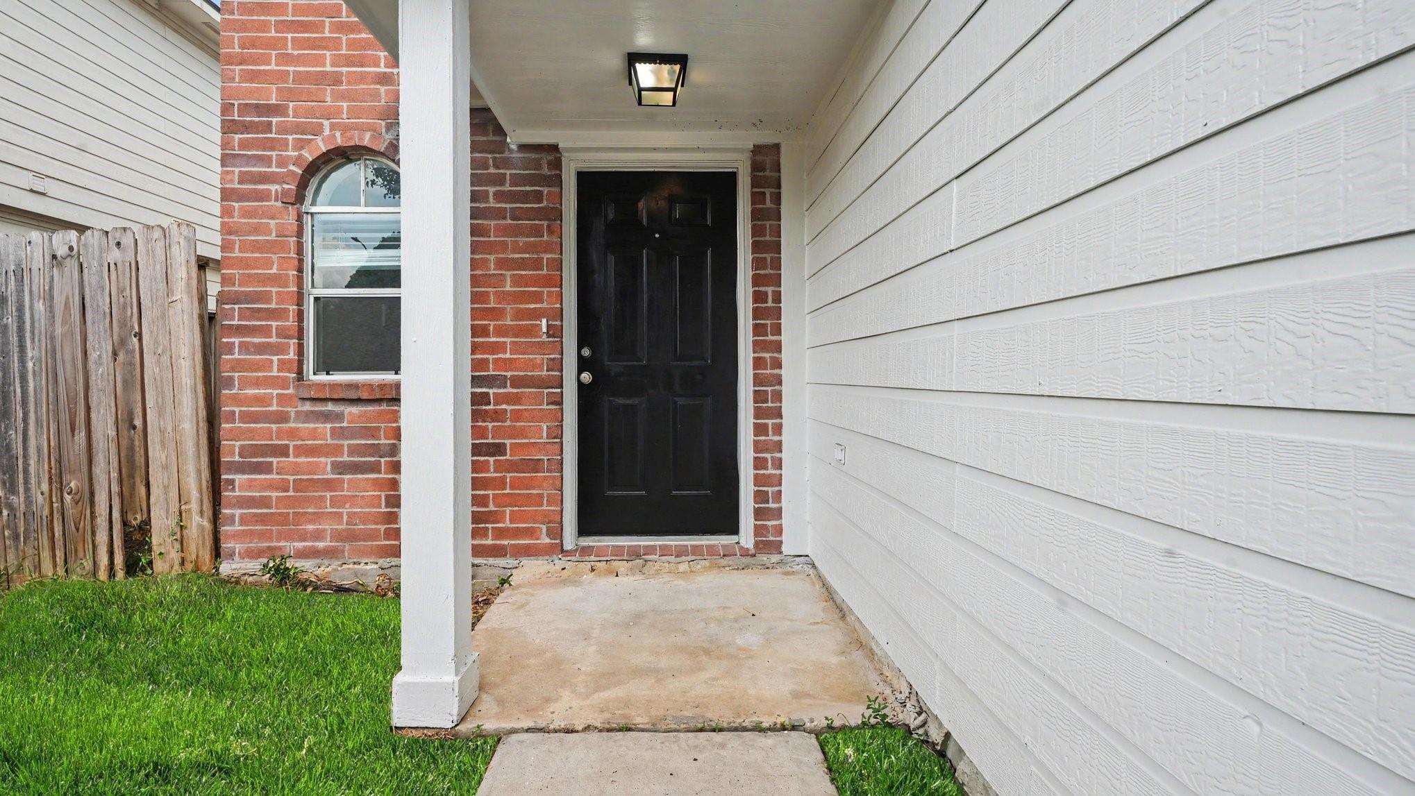 15129 Grassington Drive