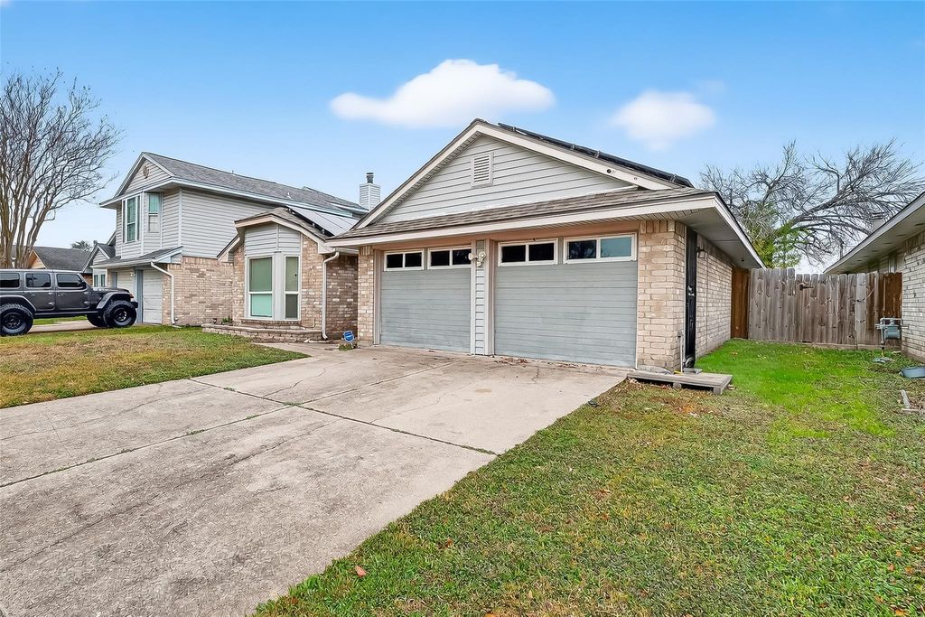 Photo of 15910 Mission Village Drive, Houston, TX 77083 (MLS # 2085797)